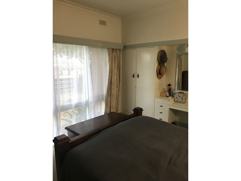 7 Railway Parade, Newport VIC 3015