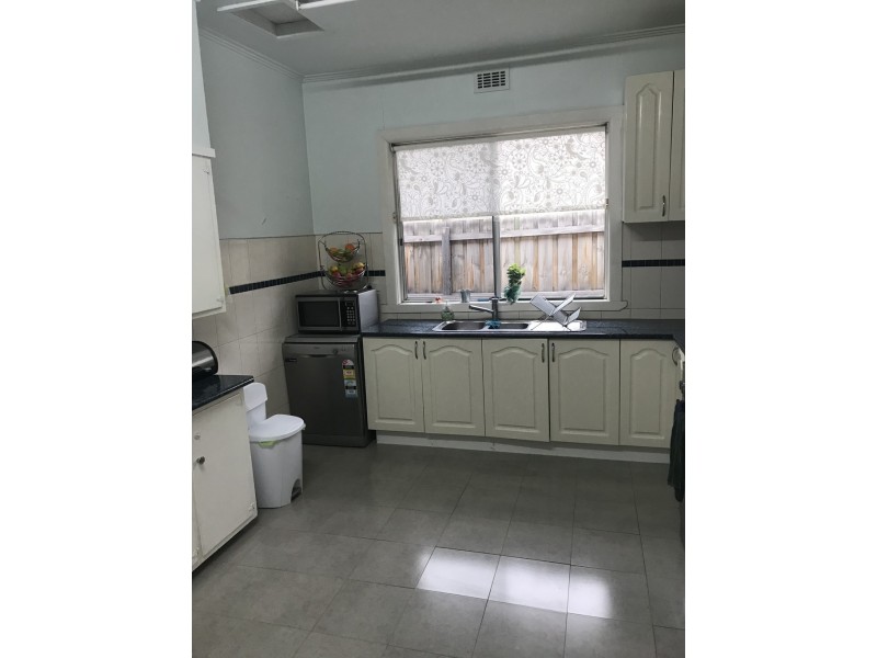 7 Railway Parade, Newport VIC 3015