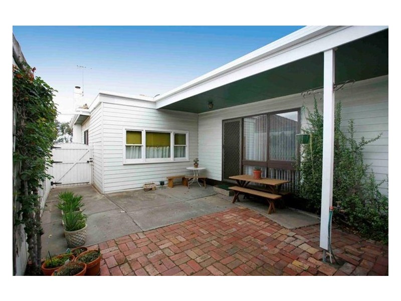 7 Railway Parade, Newport VIC 3015