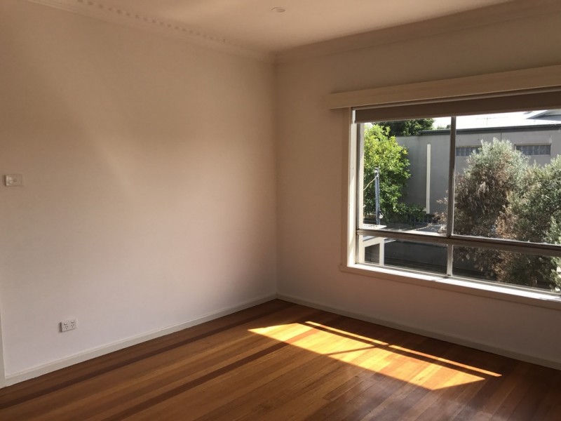 34 Mason Street, Newport VIC 3015