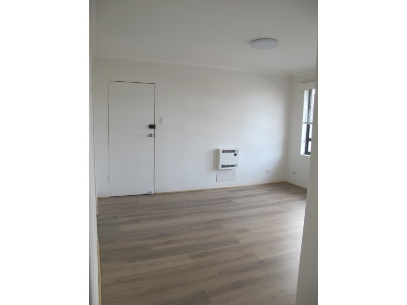 12/68 Kororoit Creek Road, Williamstown VIC 3016