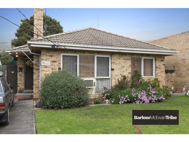 19 The Circle, Altona North VIC 3025