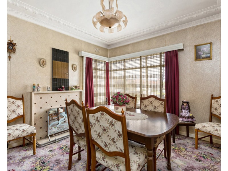 72 The Avenue, Spotswood VIC 3015