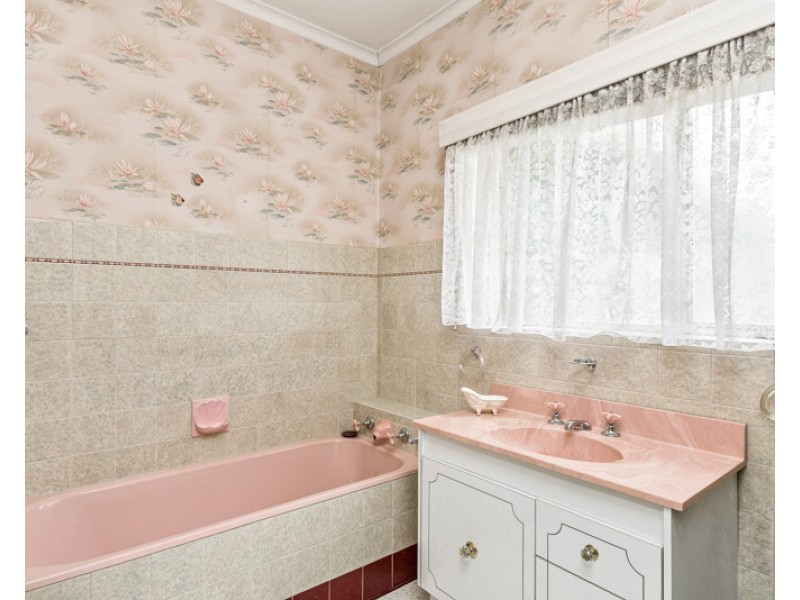 72 The Avenue, Spotswood VIC 3015