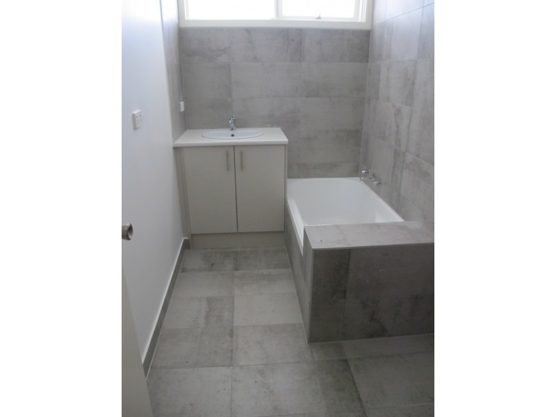 25 Ronald Avenue, Altona North VIC 3025