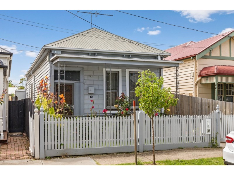 10 Webster Street, Seddon VIC 3011