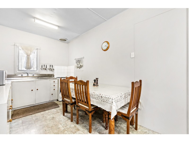 10 Webster Street, Seddon VIC 3011