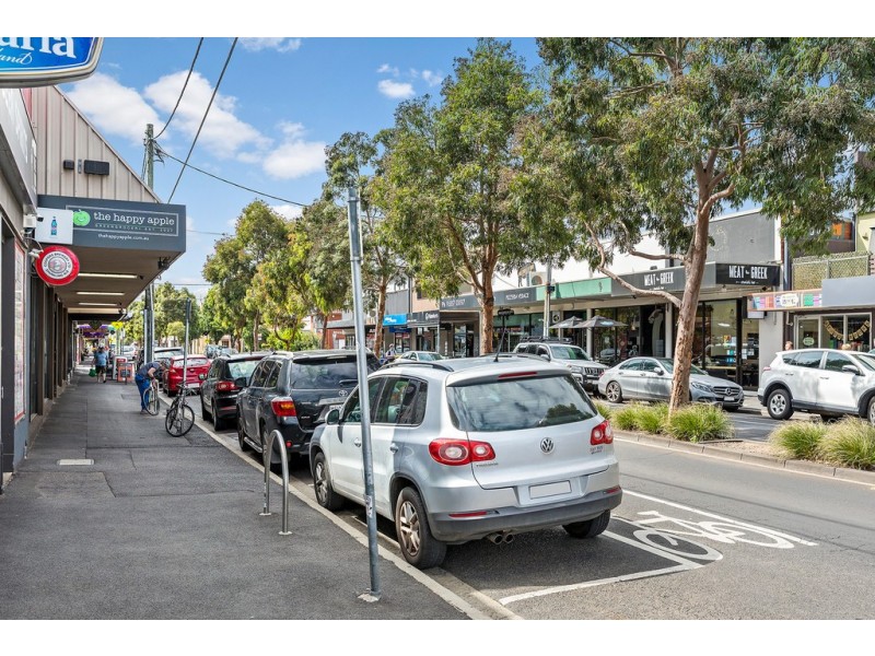 10 Webster Street, Seddon VIC 3011