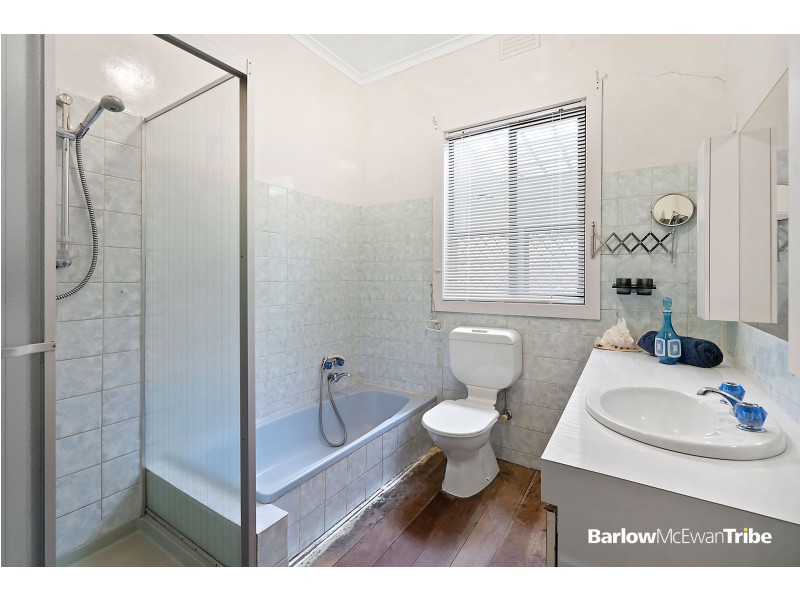 311 Douglas Parade, Newport VIC 3015