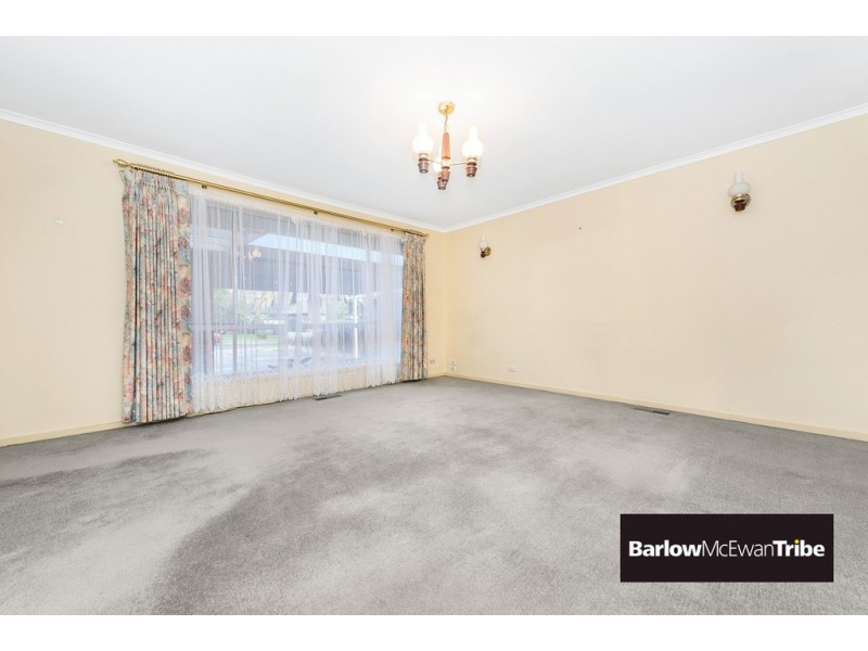 9 Waters Drive, Seaholme VIC 3018