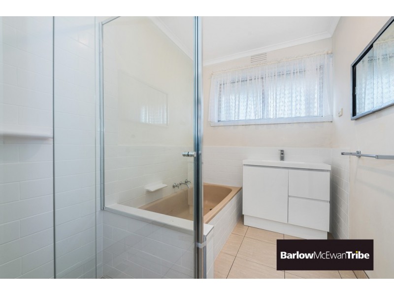 9 Waters Drive, Seaholme VIC 3018