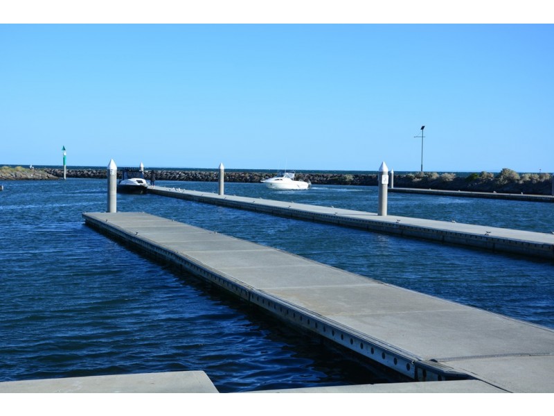 9 Waters Drive, Seaholme VIC 3018