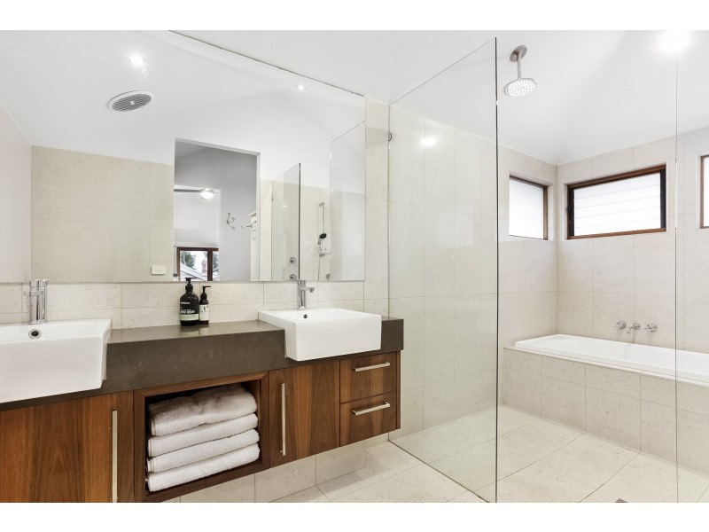 51 Home Road, Newport VIC 3015