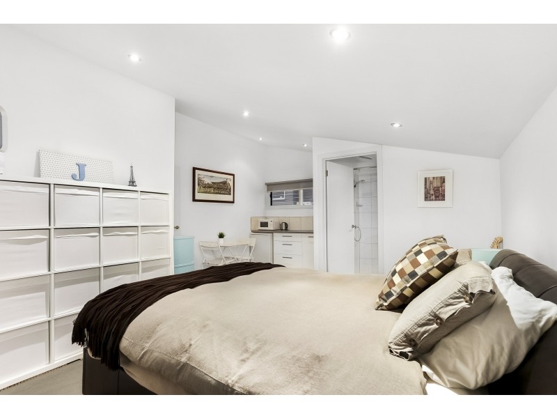 51 Home Road, Newport VIC 3015