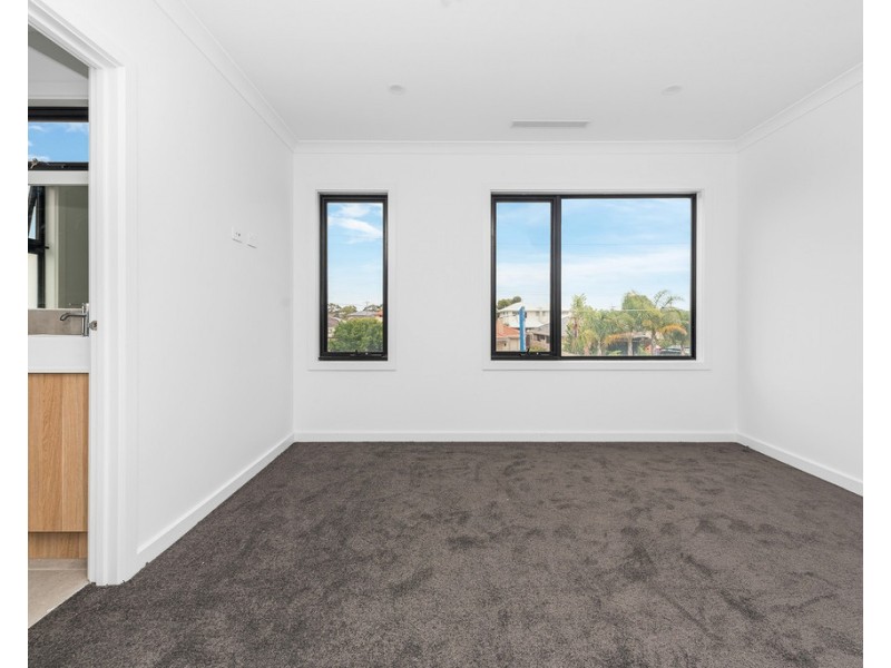 44 MacDonald Avenue, Altona North VIC 3025