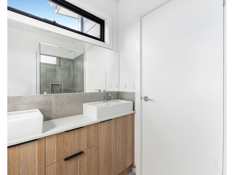 44 MacDonald Avenue, Altona North VIC 3025