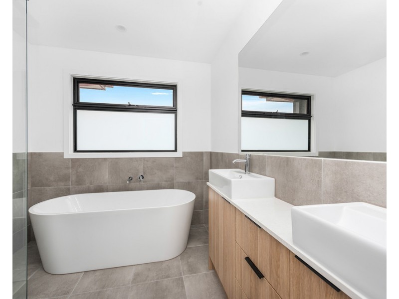 44A MacDonald Avenue, Altona North VIC 3025