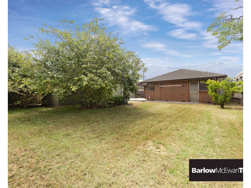 29 McIntyre Drive, Altona VIC 3018