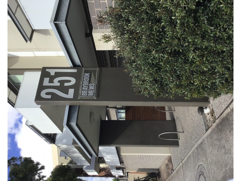 209/251 Ballarat Road, Braybrook VIC 3019