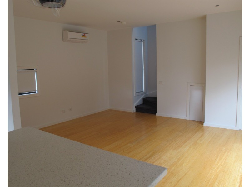 183 Blackshaws Road, Newport VIC 3015