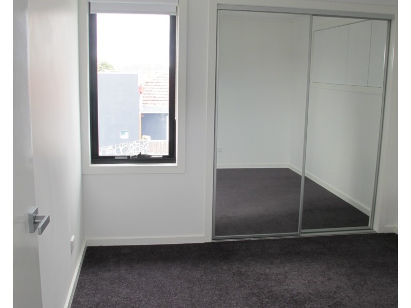 183 Blackshaws Road, Newport VIC 3015