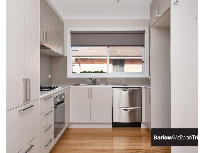 11 Bradley Street, Newport VIC 3015