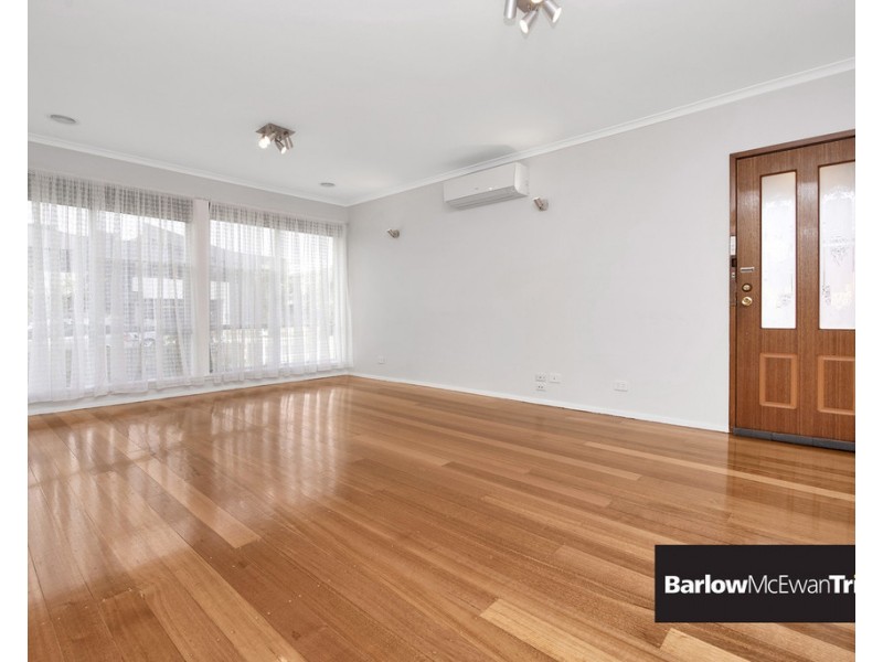 11 Bradley Street, Newport VIC 3015