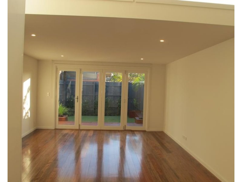 140 North Road, Newport VIC 3015