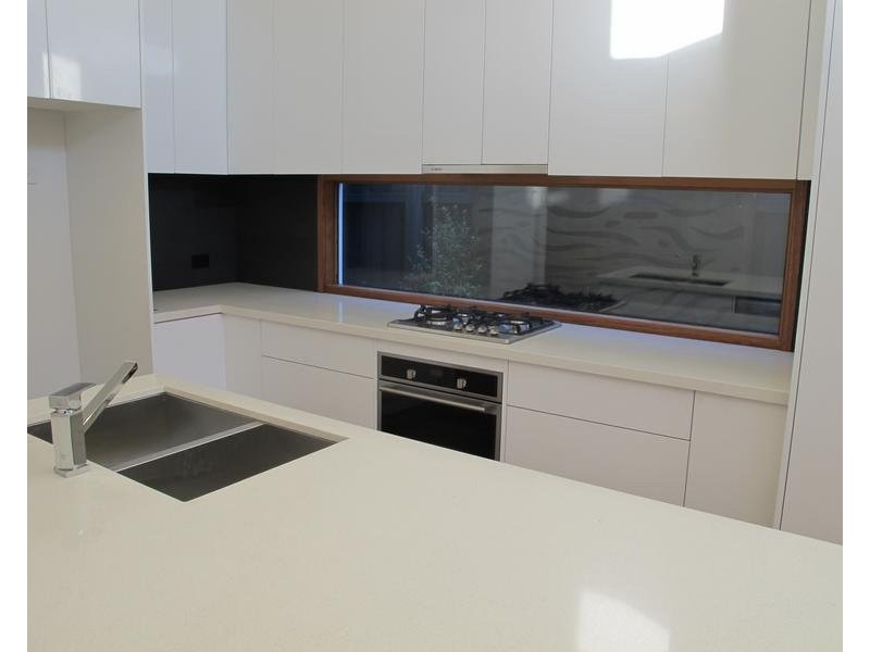140 North Road, Newport VIC 3015