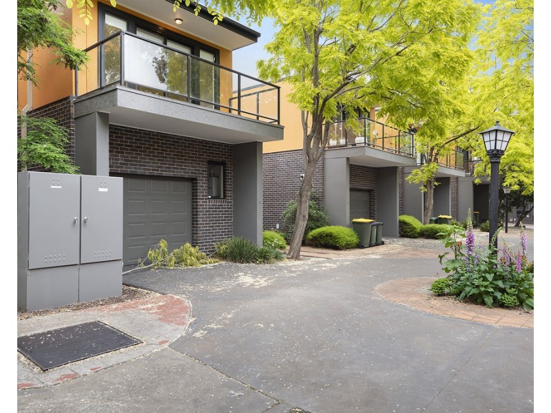 16/3 Johnston Street, Newport VIC 3015