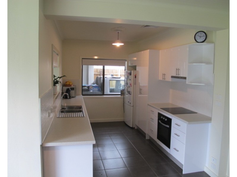4 Anderson Street, Newport VIC 3015