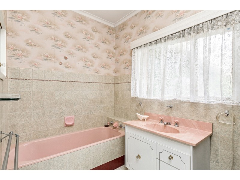 72 The Avenue, Spotswood VIC 3015