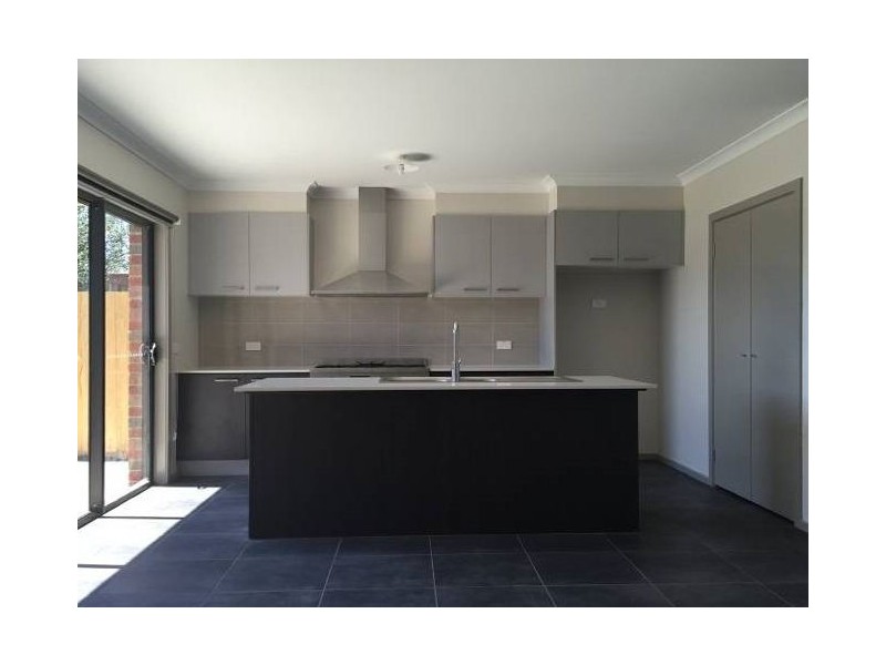 10 Blair Court, Altona North VIC 3025