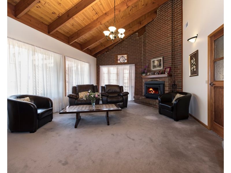 140 Dunhelen Lane, Yuroke VIC 3063