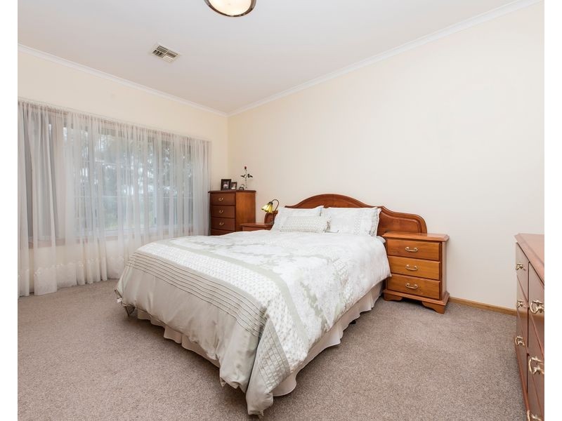 140 Dunhelen Lane, Yuroke VIC 3063