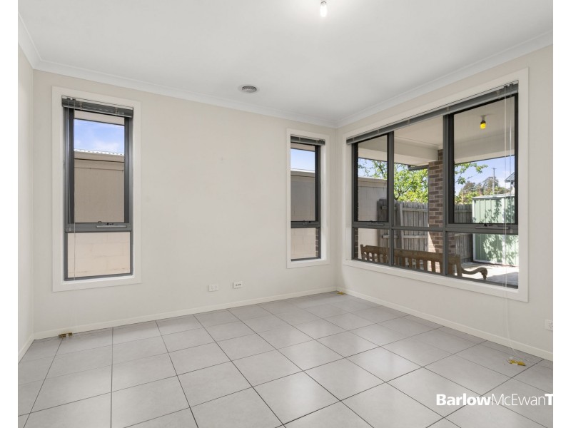 2/31 Marigold Avenue, Altona North VIC 3025