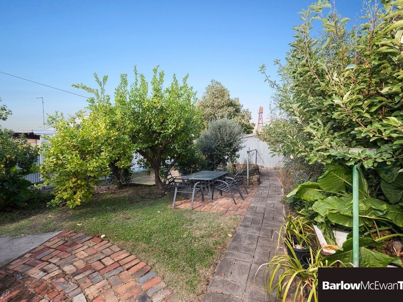 3-5 Charles Street / Pole Street, Seddon VIC 3011