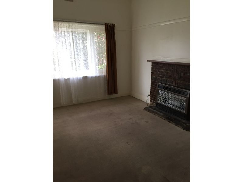 32 Farm Street, Newport VIC 3015