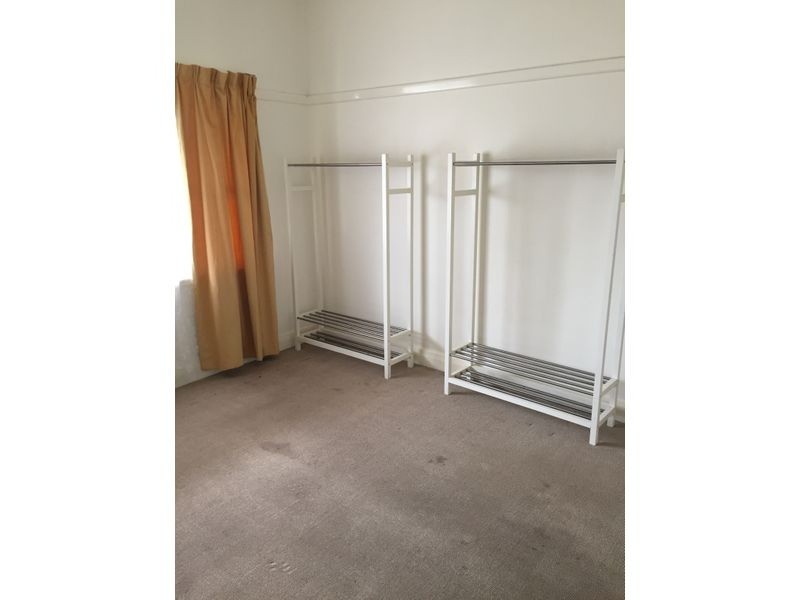 32 Farm Street, Newport VIC 3015