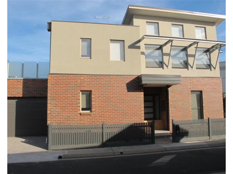 154 Douglas Parade, Williamstown VIC 3016