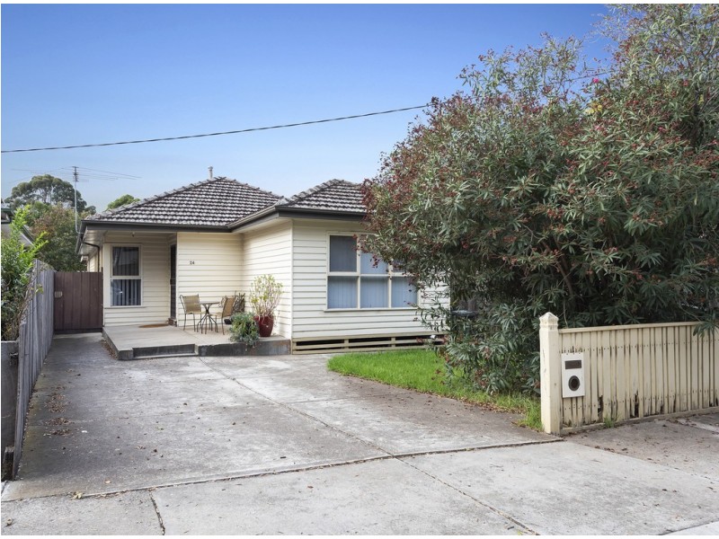 24 Johnston Street, Newport VIC 3015