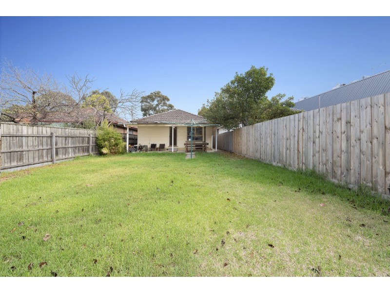 24 Johnston Street, Newport VIC 3015