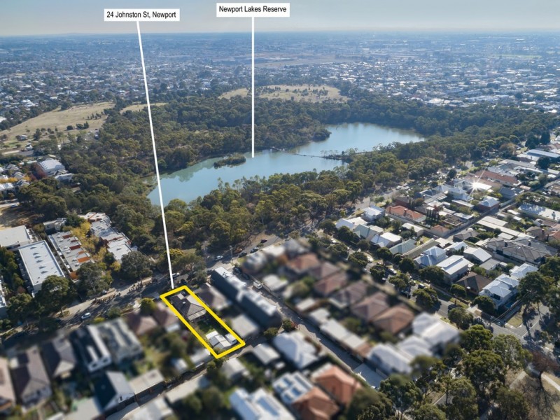 24 Johnston Street, Newport VIC 3015