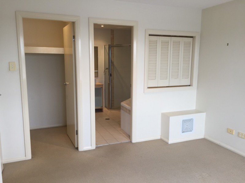 2 / 10 – 12 Cook Parade, Lemon Tree Passage NSW 2319