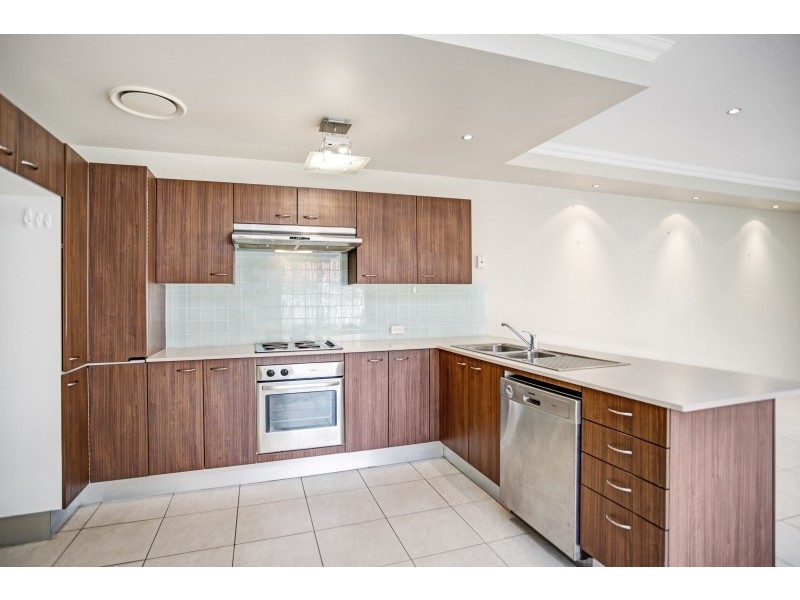 8 BRITTANIA DRIVE, Tanilba Bay NSW 2319
