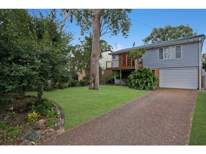 25 Diggers Drive, Tanilba Bay NSW 2319