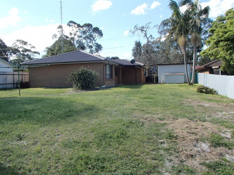 8 Lloyd George, Tanilba Bay NSW 2319