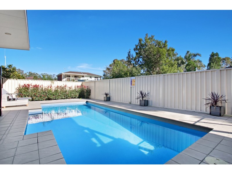35 Cook Parade, Lemon Tree Passage NSW 2319
