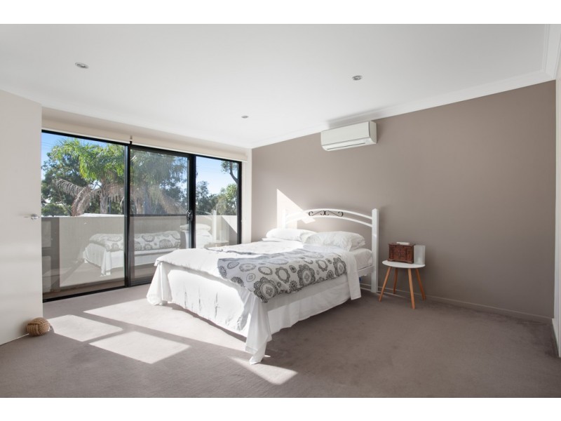 35 Cook Parade, Lemon Tree Passage NSW 2319