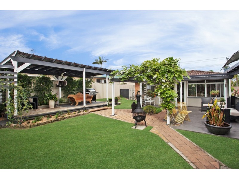 52 Meredith Avenue, Lemon Tree Passage NSW 2319